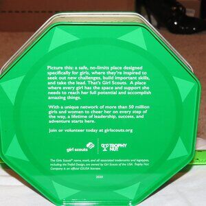 Girl Scout Tin 8-sided
